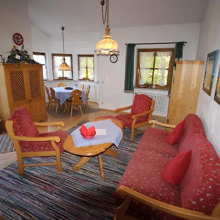 Carina, Martin, Michael & Sissi Apartment Garmisch-Partenkirchen Exterior photo